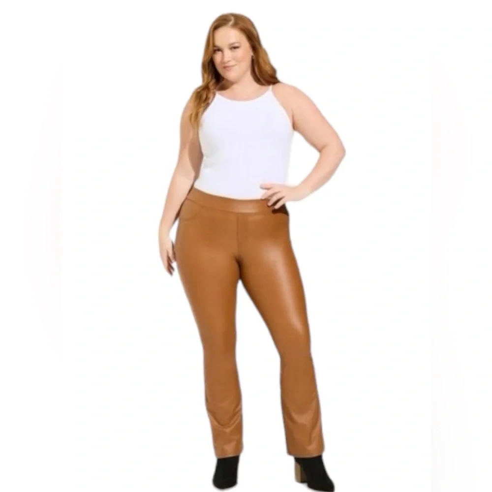 NWT Torrid Signature Waist Faux Leather Slim Boot Legging | 18/20 - Picture 3 of 9